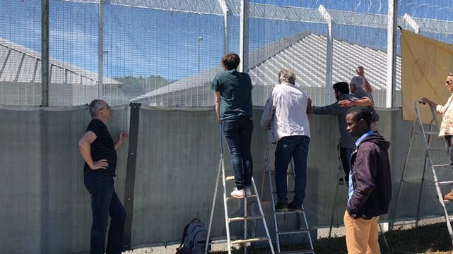 Parloir sauvage au Centre de rétention administrative