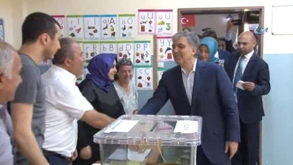 Abdullah Gül'ün Sandığından Cumhurbaşkanı Erdoğan Birinci Çıktı