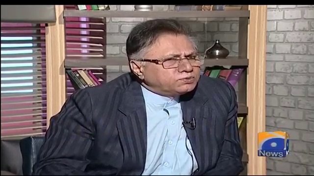 PTI will be different although Nawaz Sharif join PTI along with his family - Hassan Nisar on inclusion of Electables in PTI