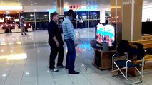 En ryss prövar på Oculus VR - hans reaktion är GULD!Glöm inte att gilla helt NYA Lajkat Video - bara videoklipp!