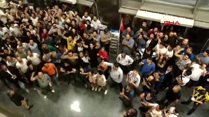 CHP Genel Merkezi Önünde Hareketlilik