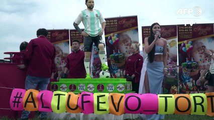 Una torta gigante en Rusia por el cumpleaños de Messi