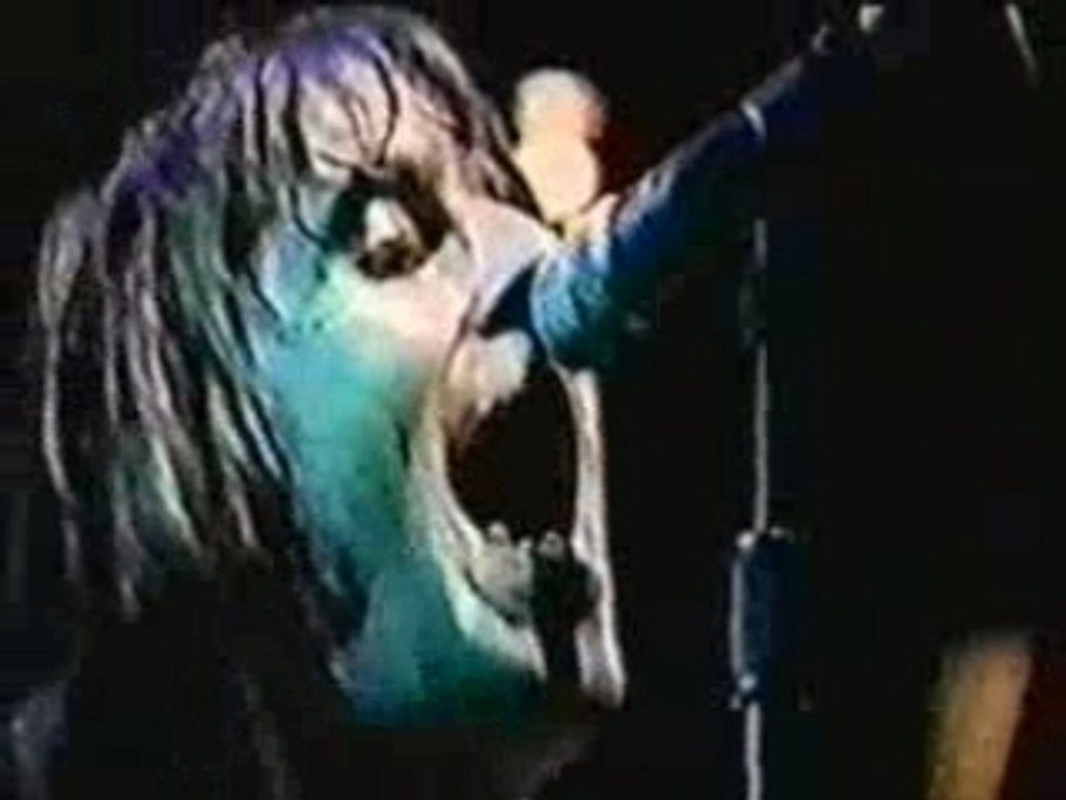 Oasis - Wonderwall (Knebworth 1996)