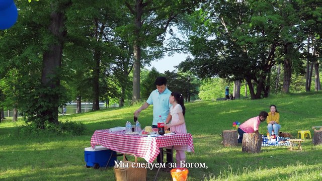 Восточная Молния | Песни поклонения «Благодарность и хвала Всемогущему Богу» Живя в Божьем свете