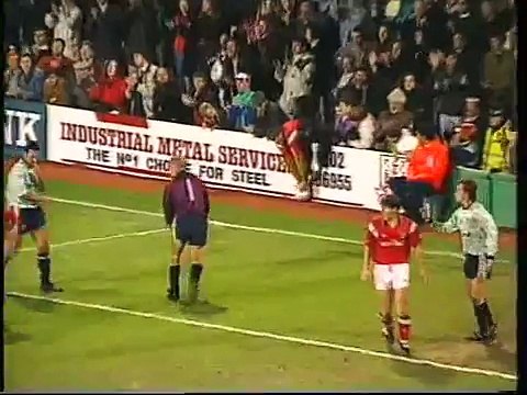 Charlton Athletic - Swindon Town 06-11-1991 Division Two