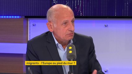 Navire de l'ONG allemande "Lifeline" bloqué depuis jeudi avec 239 personnes à bord : "Il faut les ramener à leur port de départ, il faut les ramener en Libye."