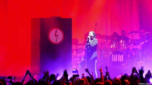 Marilyn Manson - mOBSCENE (Festival de Nimes)[Heaven Upside Down Tour]