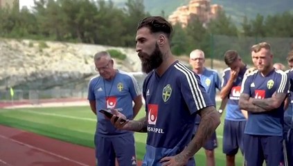 Durmaz insulté, la belle réponse des Suédois au racisme