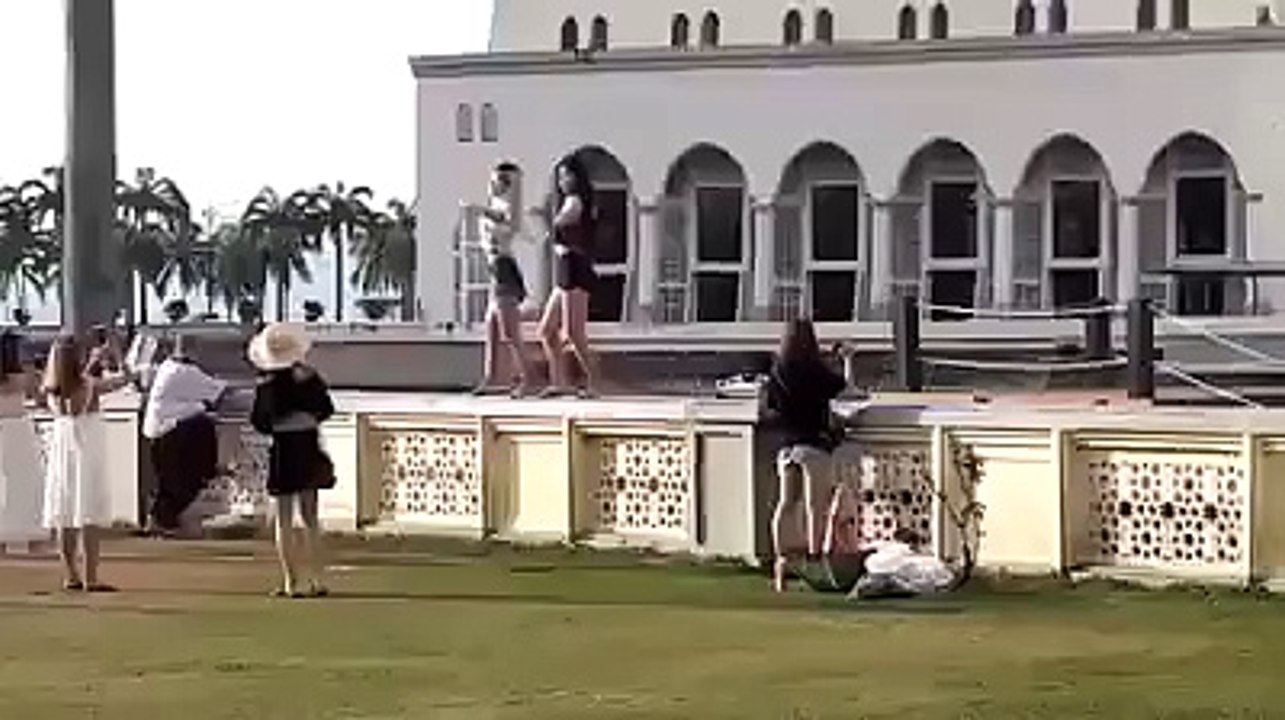 dance in masjid