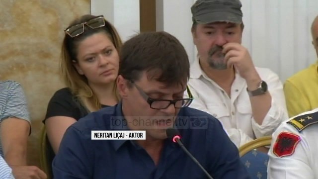 Debatet për teatrin, aktorët të ndarë në debatin me Veliajn - Top Channel Albania - News - Lajme