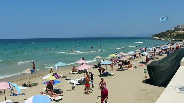 Seçim bitti, tatilciler sahillere akın etti