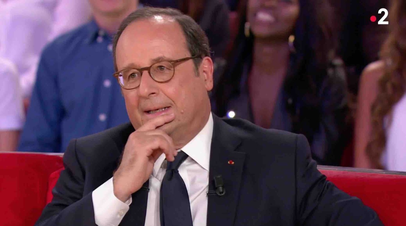 La blague de François Hollande sur Emmanuel Macron sur sa vie privée - ZAPPING ACTU DU 25/06/2018