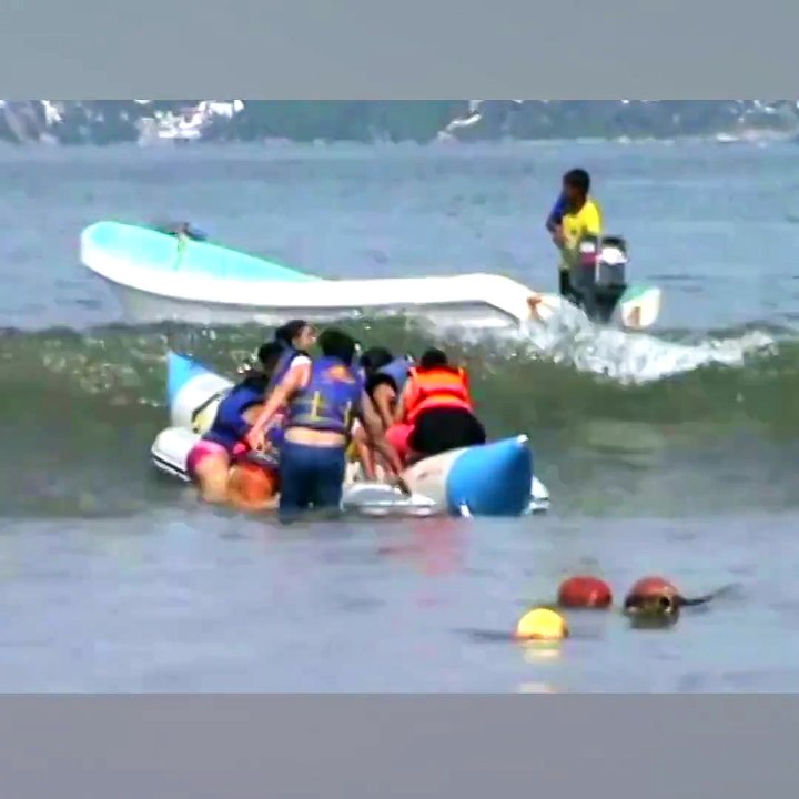 funny beach videos