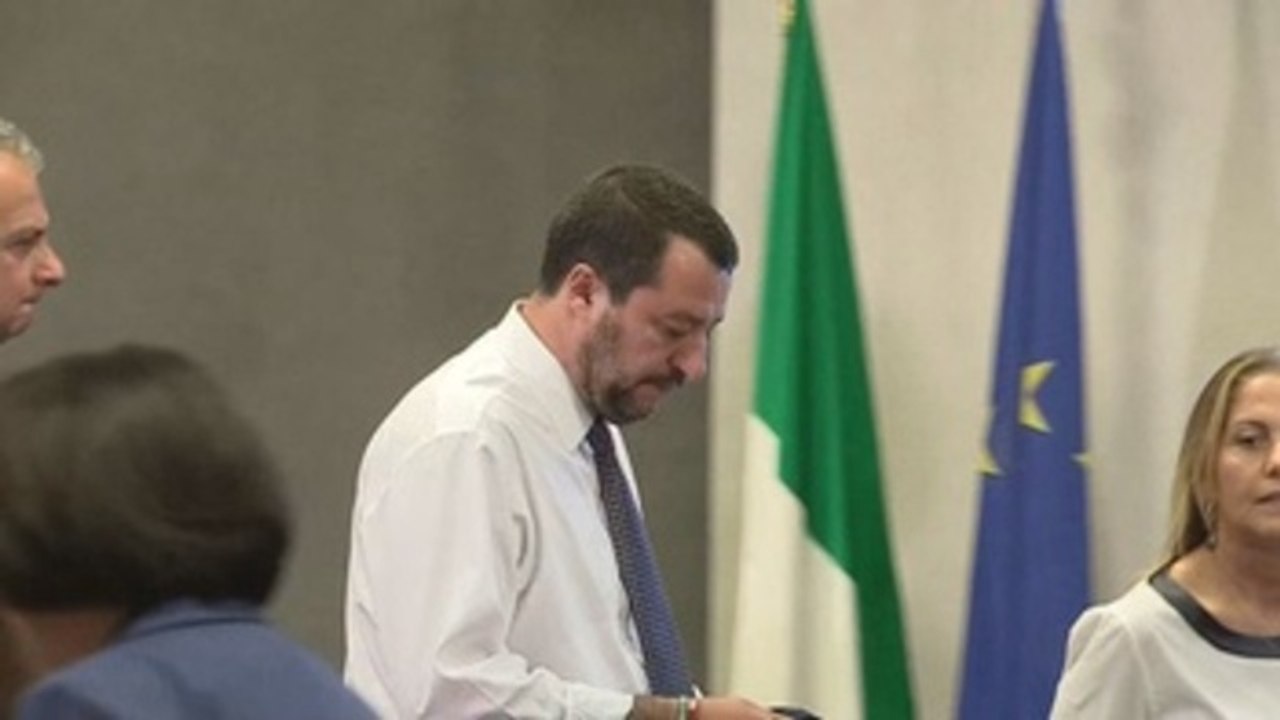 Salvini pide que ONU y la UE financien centros de migrantes al sur de Libia