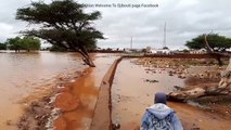 Les pluies d'hier soir en #Somaliland dans les région intérieur de Saraar cette zone est en dehors de la trajectoire du cyclone.