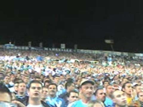 AUX ARMES MARSEILLAIS - OLYMPIQUE DE MARSEILLE - EN LIVE