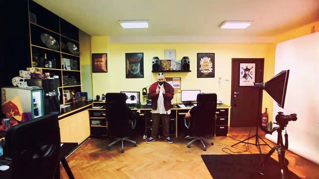 Phunk B - SCUT (prod. Junk) (Videoclip Oficial)