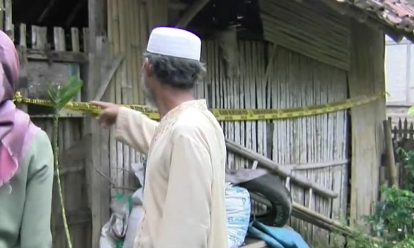 Densus 88 Geledah Rumah Terduga Teroris di Lampung