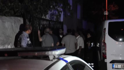 Kocası Tarafından Bıçaklanan Kadın Öldü