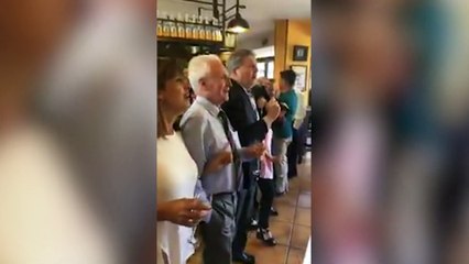 Soraya Sáenz de Santamaría y Íñigo Méndez de Vigo bailando