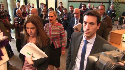Cifuentes no acude a declarar alegando enfermedad