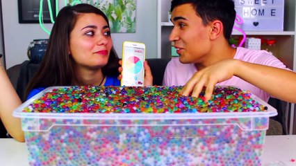 CHASSE AU TRÉSOR DANS DES ORBEEZ CHALLENGE !! Jonathan Et Amandine