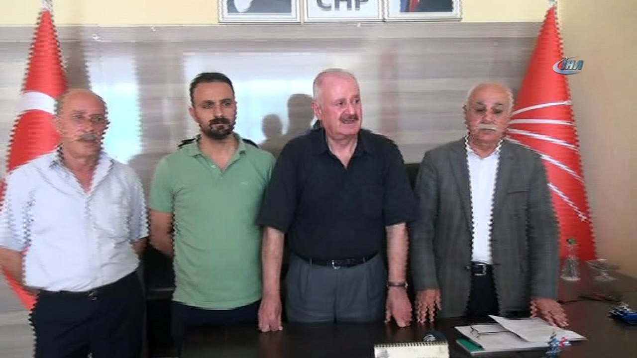 CHP’de istifa depremi