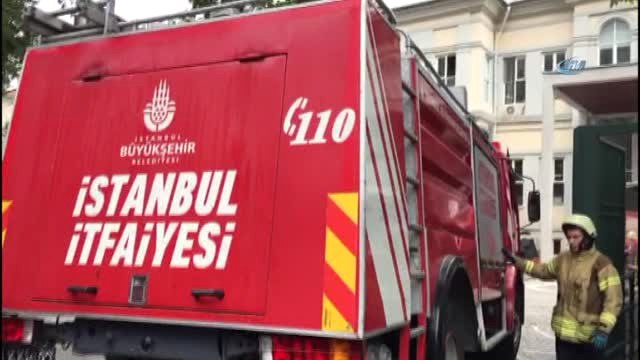Mimar Sinan Üniversitesinde Yangın Paniği