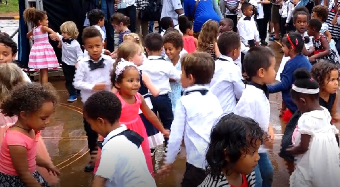 50 ans de l'école française Les Grands Lacs de Kampala Vidéo Dailymotion