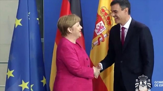 Merkel defiende más ayudas con la inmigración para España