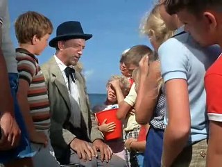 Flipper ( 1964 )  S01E09