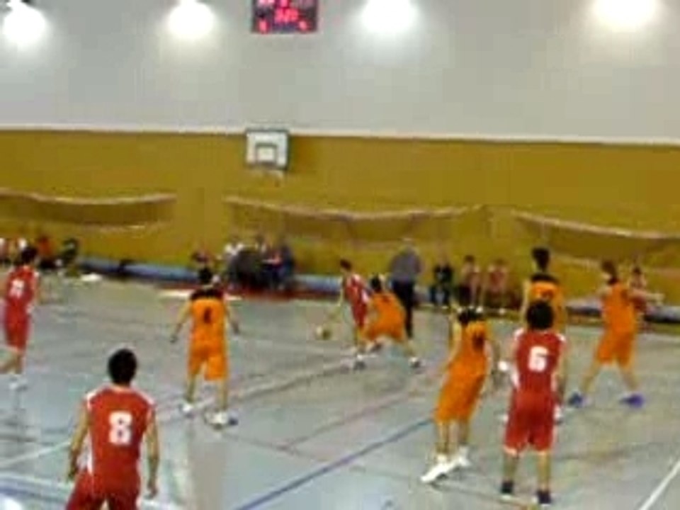 angle serré, mais c'est Alex ...