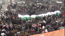 سلقين  جمعة حمص تنادي الاحرار لفك الحصار  04‏-01‏-2013 ج1