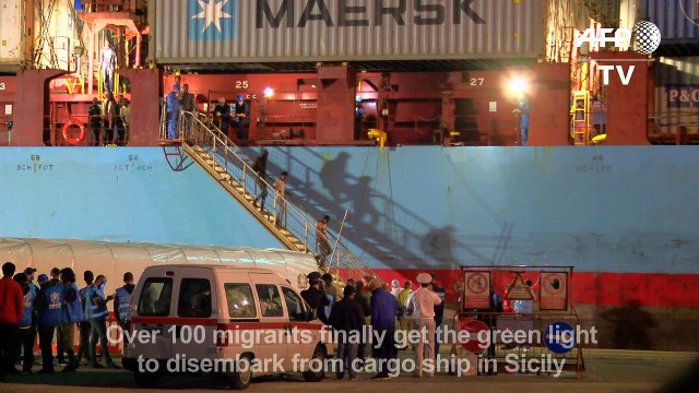 Over 100 migrants get green light to leave ship in Sicily