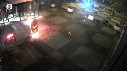 Man rams van into building before setting it alight