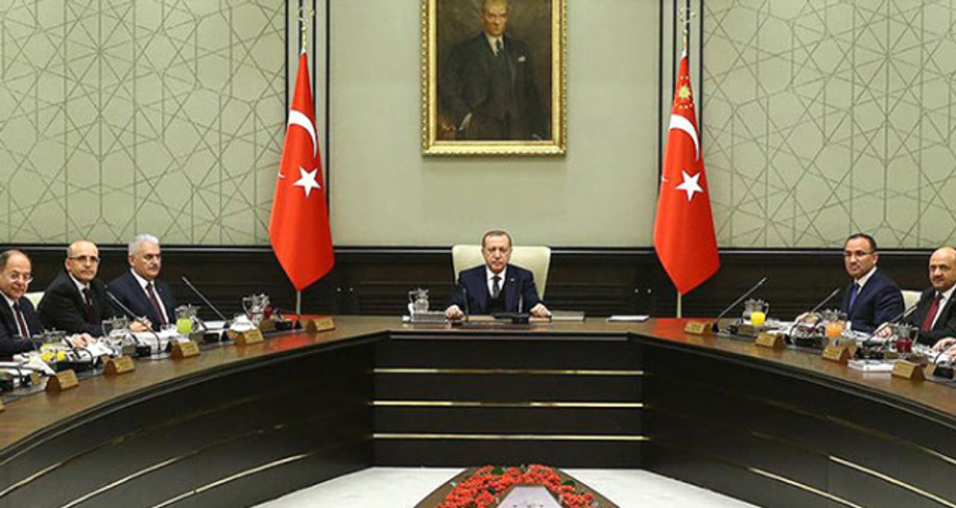 Cumhurbaşkanı Erdoğan, Başbakan ve Bakanlarla Bir Araya Geldi, Toplantı 6 Saat Sürdü