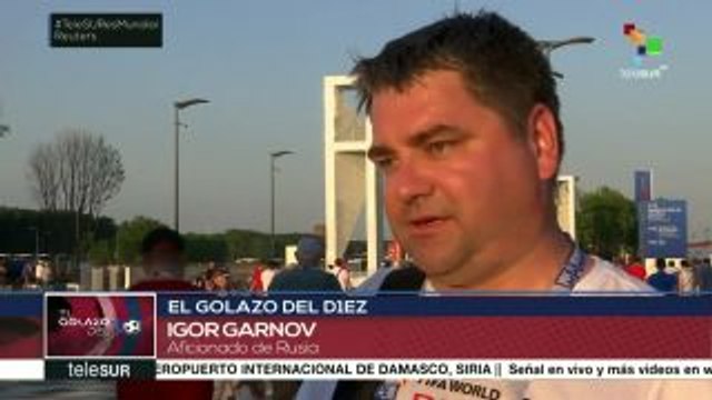 Hinchas uruguayos celebran el 3-0 ante la selección de rusa