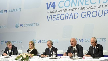 Menekültügyről egyeztettek a V4-ek és Ausztria Budapesten
