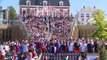 بث مباشر: مشجعون فرنسيون في نويزي لي جراند بالقرب من باريس، يتابعون مباراة فريقهم ضد الدنمارك ⚽️Via: Ruptly