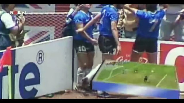İşte Maradona'nın attığı yüzyılın golü
