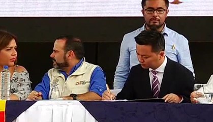Se firmó el contrato para la construcción del Hospital de Chone, provincia de Manabí