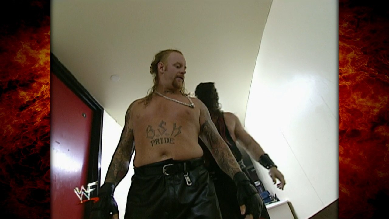 Never Enter The Brothers of Destruction's Locker Room w/o Knocking! 4/5/01