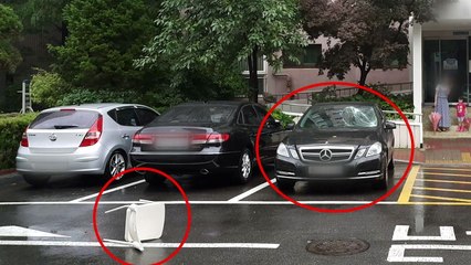 "무서워서 다니겠나"...아파트 단지서 떨어진 식칼 / YTN