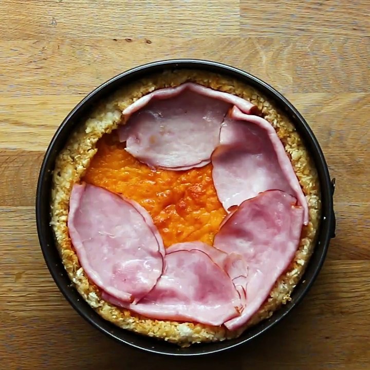 This tater tots quiche takes breakfast to a whole new level 