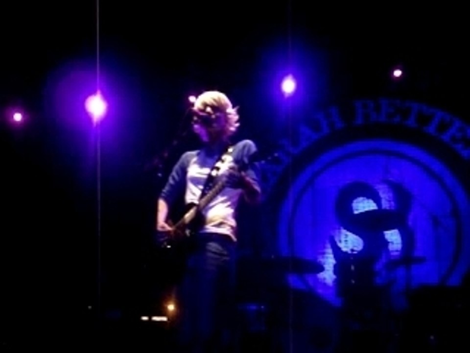 Sarah Bettens - Just another day