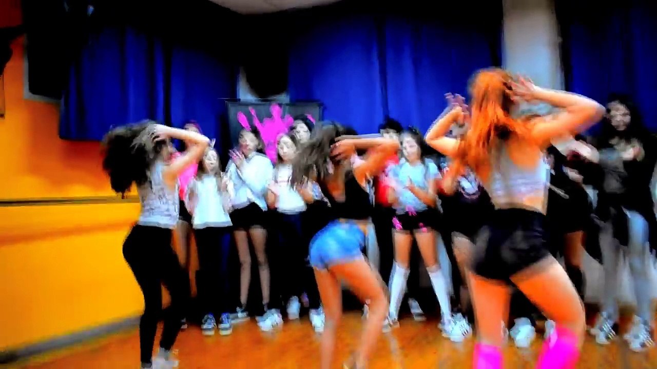 REGGAETON  BY EMILIANO FERRARI VILLALOBO / VIVÍ NUESTRO DIA A DIA  - DIC 24/7