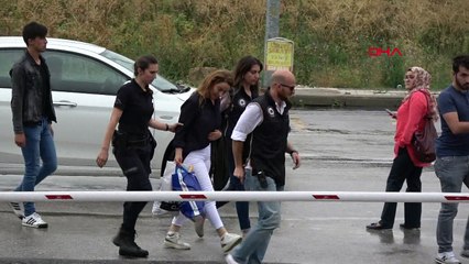 Alman şarkıcı Hozan Cane, gözaltına alındı