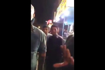 MQM Workers Amir Liaquat Ke Khilaf Samne Agaye