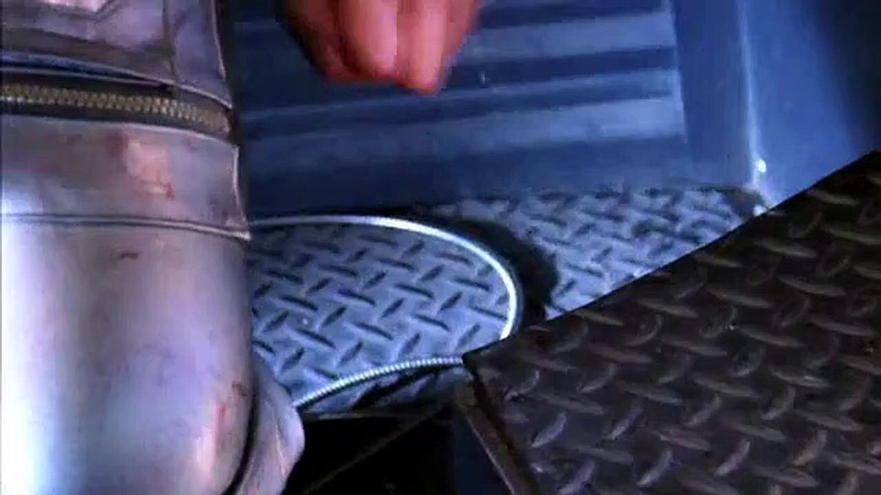 Battlestar Galactica S04e10.5 - The Face Of The Enemy (09)