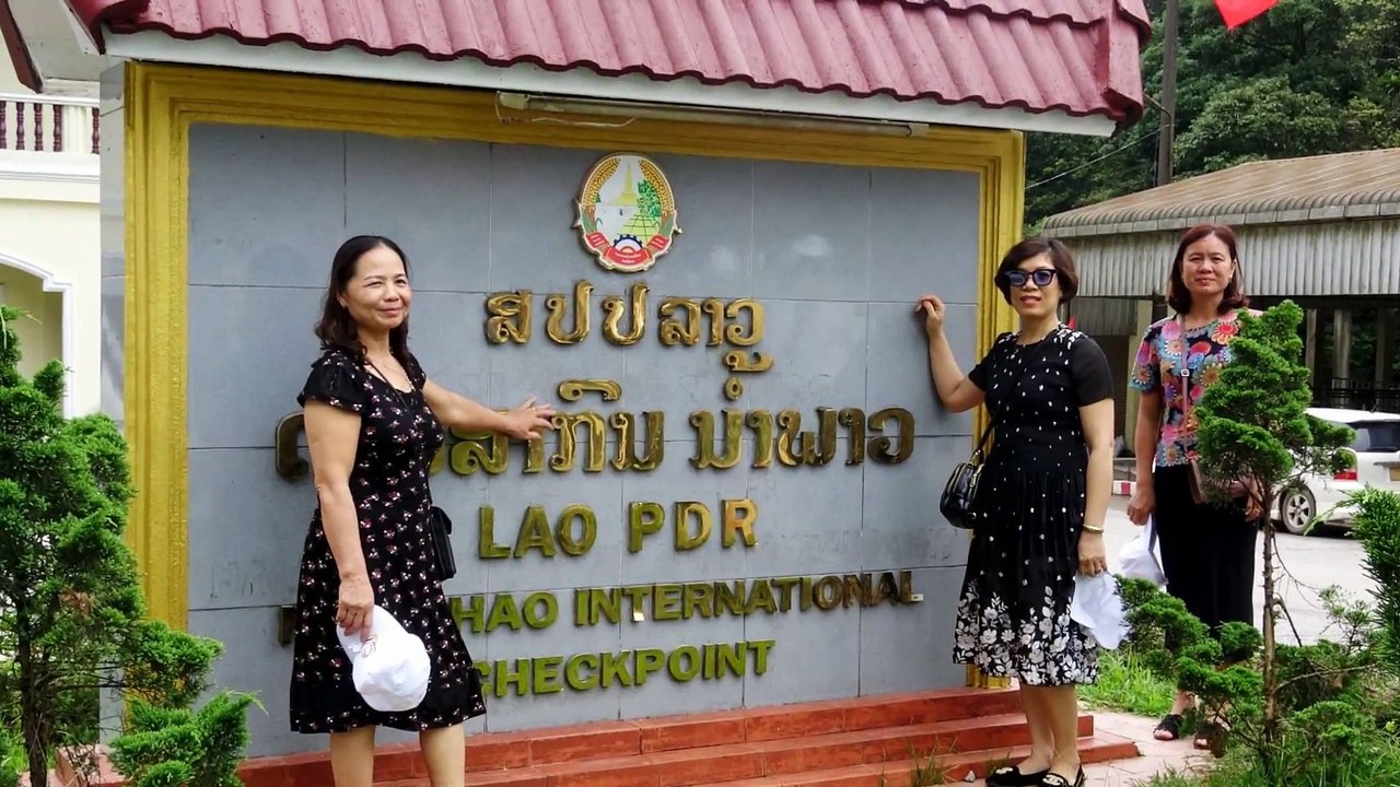 Tập 2 - Laksao Thị Trấn Vùng Biên - Du Lịch Lào Thái Lan 2018